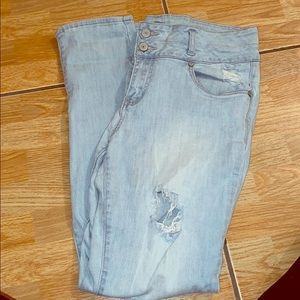 Boyfriend ripped mid waist jeans